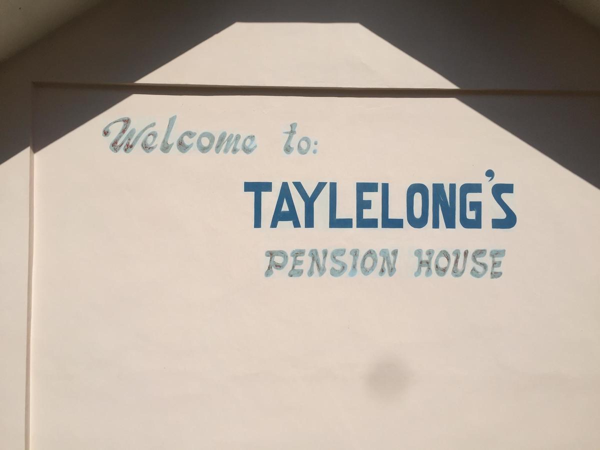 Tay Lelong'S Pension House Taytay  Eksteriør bilde